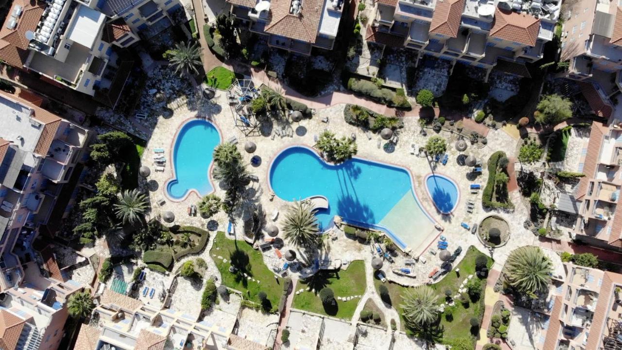 Victor Apartment Paphos Exteriör bild